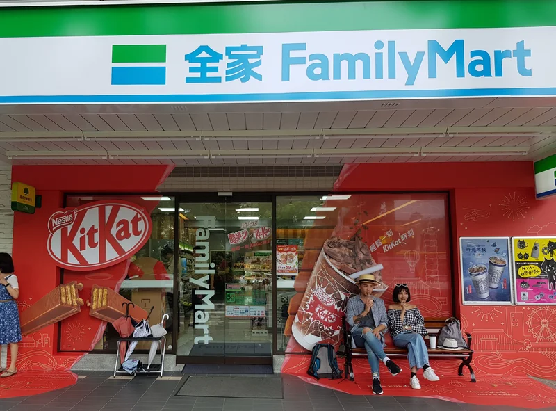 The Next-Gen Convenience Store: What They're Becoming and Why It's a Breakthrough for Local Retail